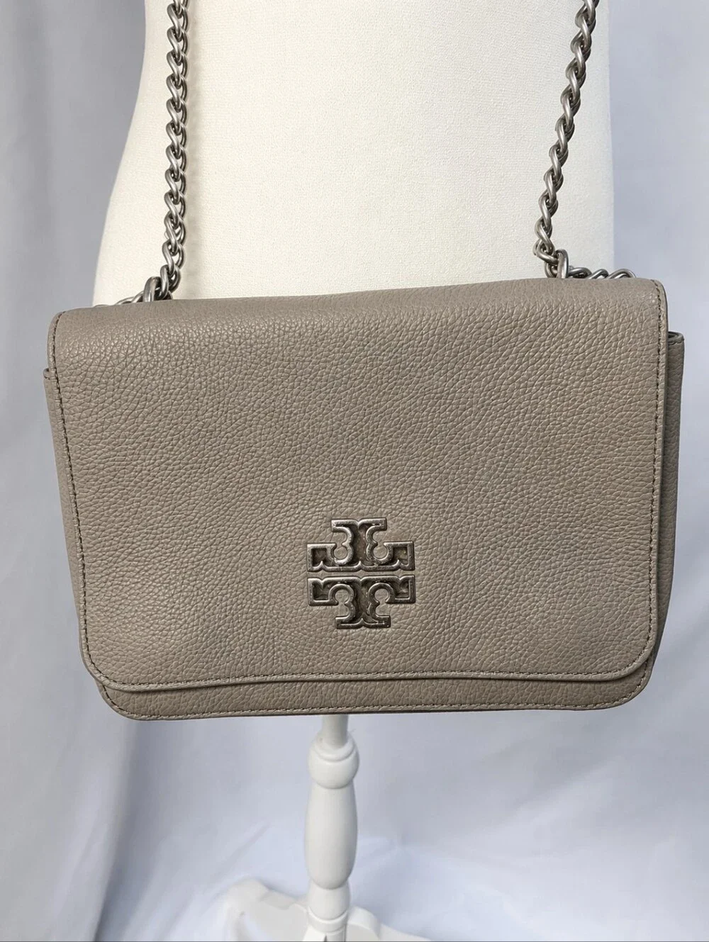 Tory Burch Taupe Pebbled Leather Flap Crossbody Shoulder Bag Silver Chain