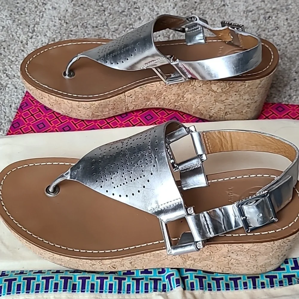 Tory Burch tory burch