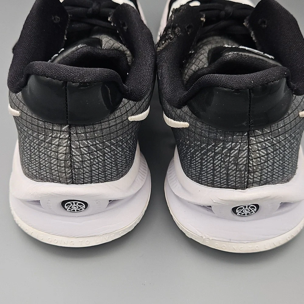 Nike comfortable durable