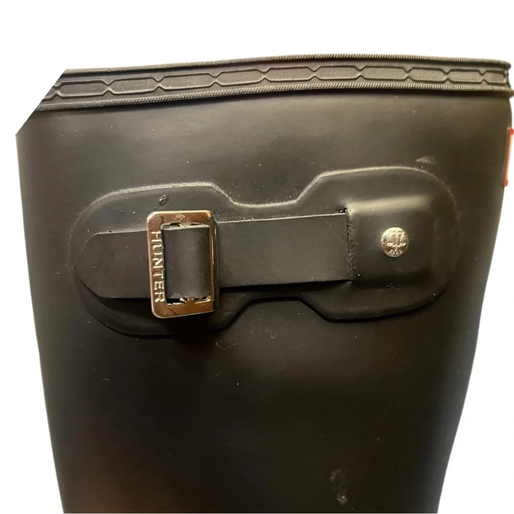 Hunter brand model