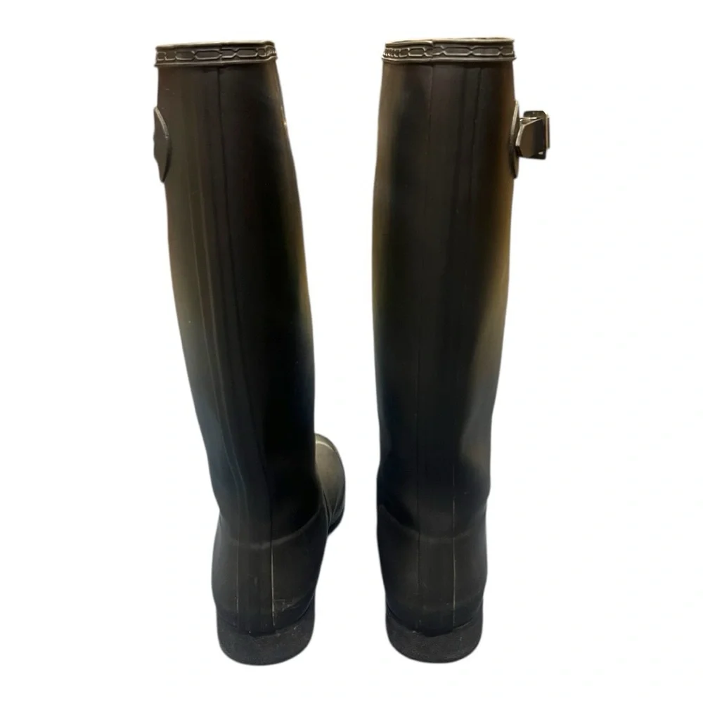 Hunter brand model