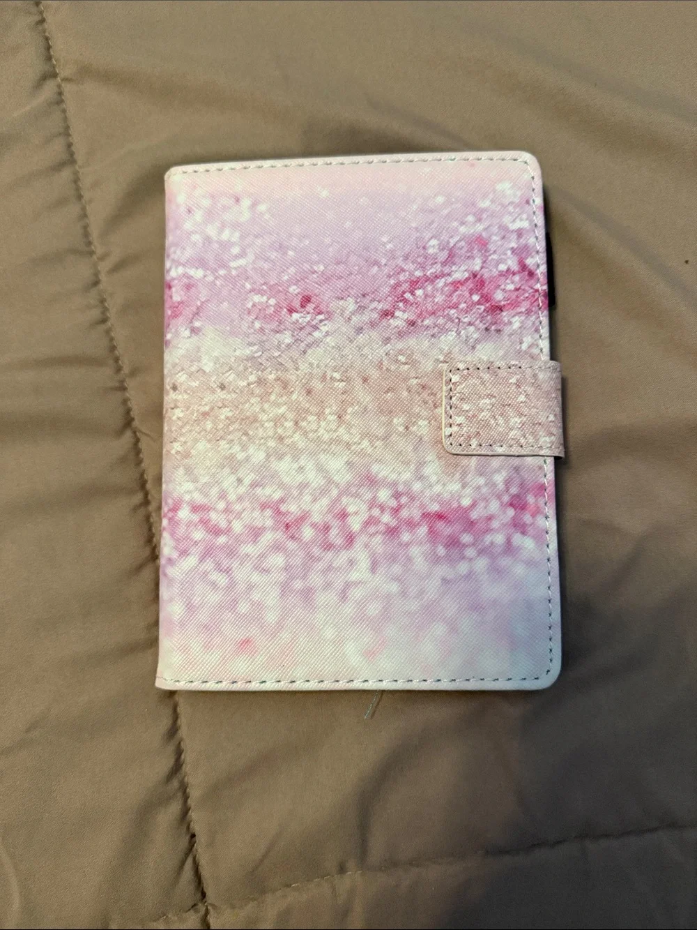 Kindle Paperwhite Pink Ombre Glitter Cover