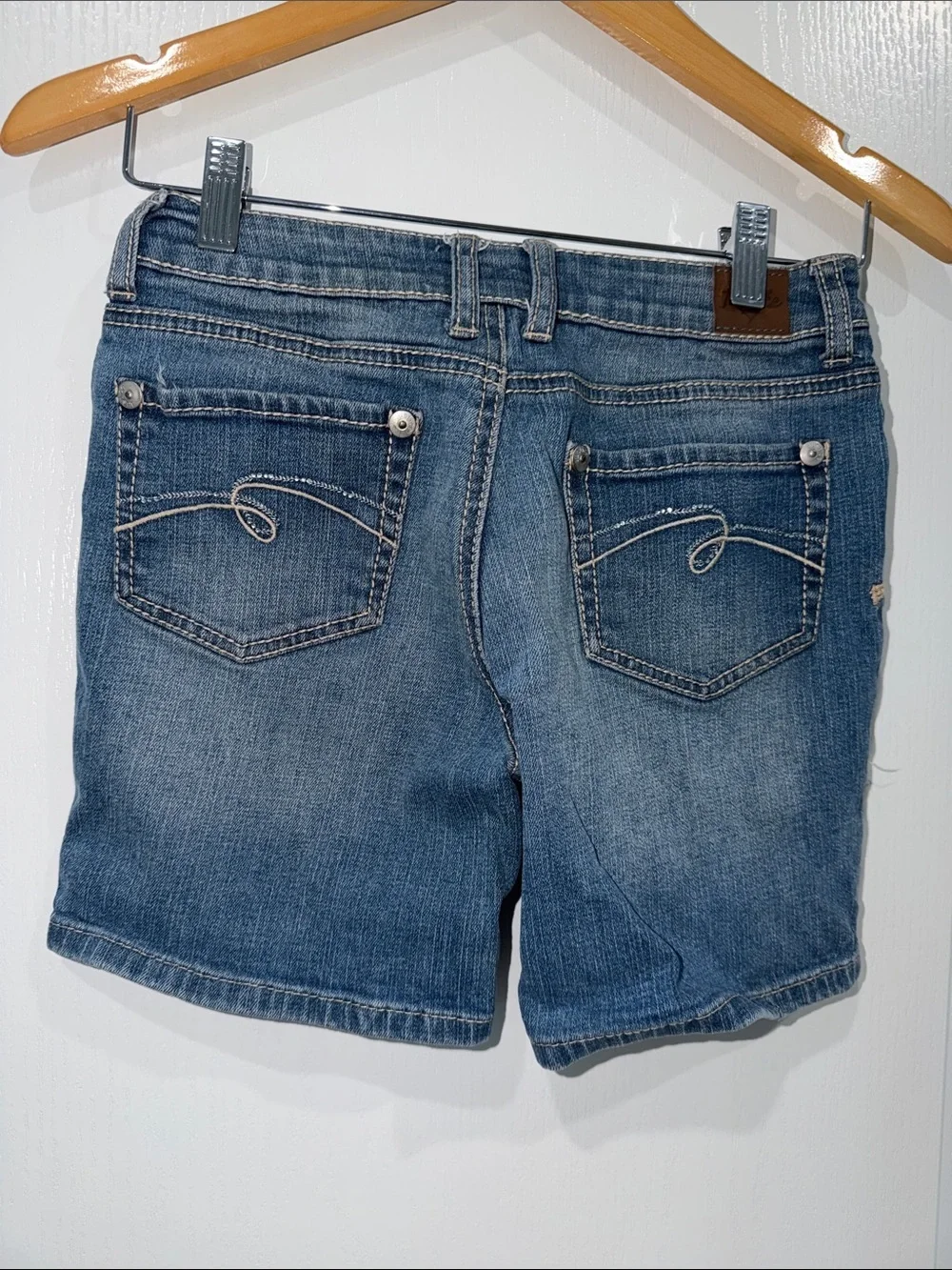 Justice girls distressed