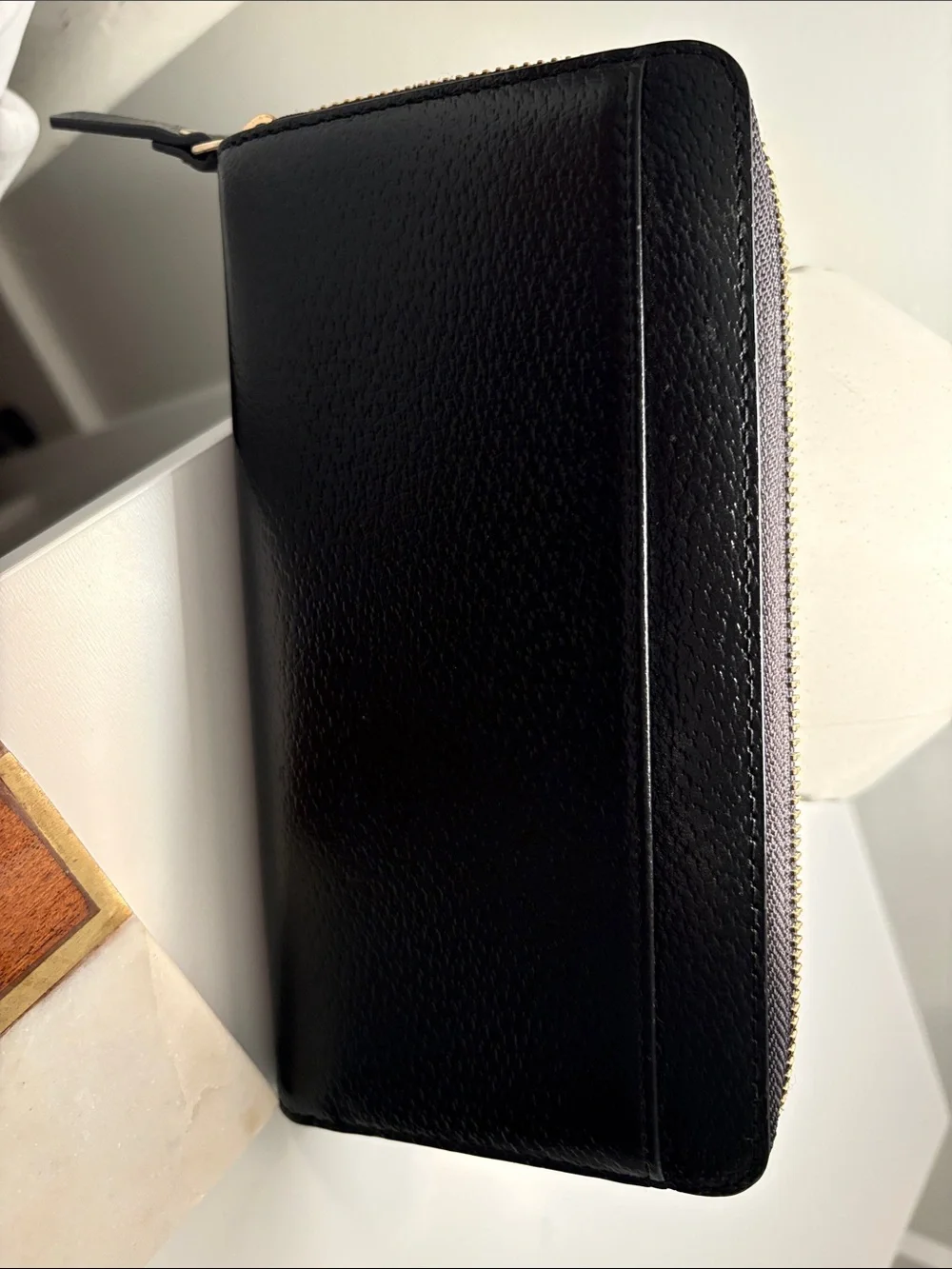 kate spade classic zip