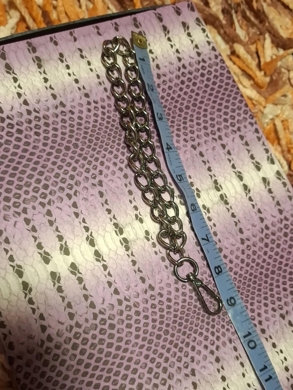 None wristlet chain
