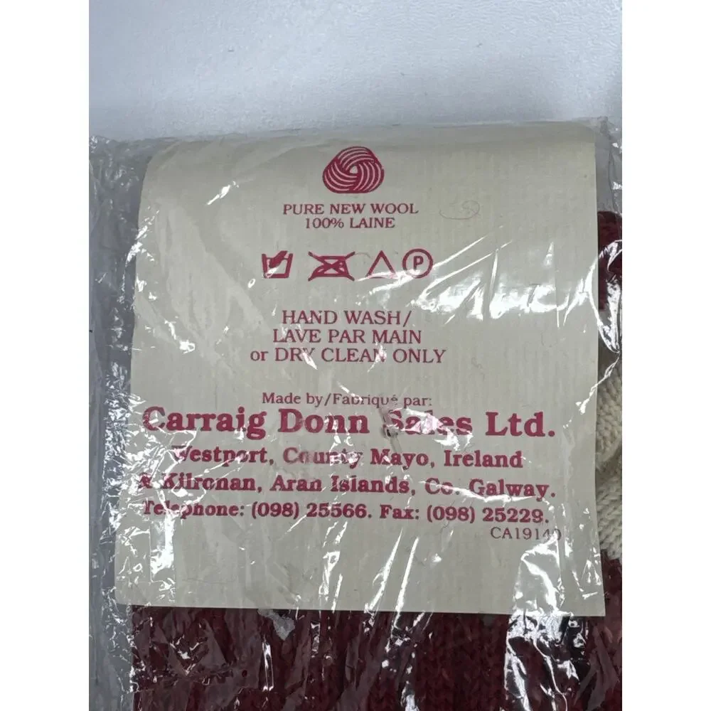 Vintage authentic carraig
