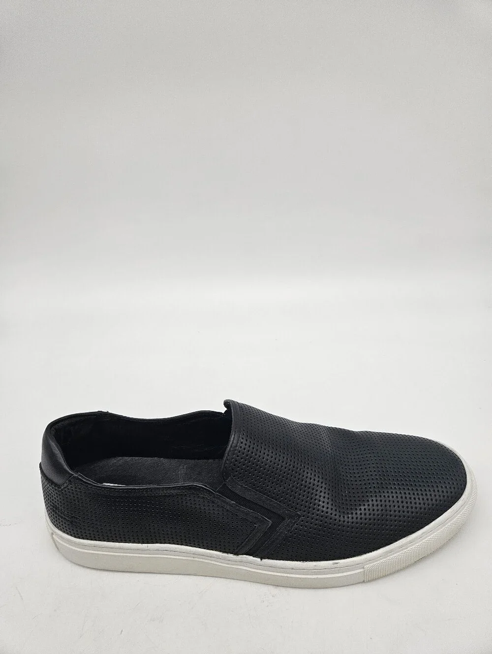 URI MINKOFF Union Leather Slip On Sneaker Loafer Mens Black Sz 12M