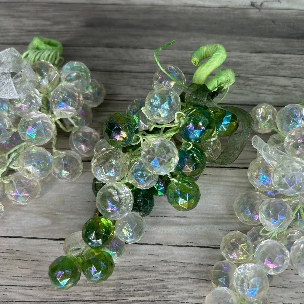 The Unbranded Brand lucite grape