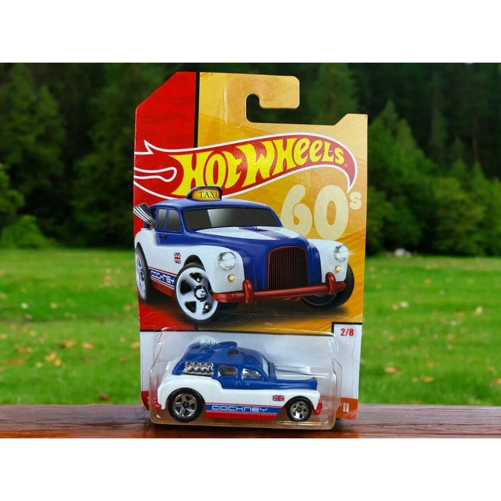 2017 HOT WHEELS 60's SERIES  COCKNEY CAB II  IN RED, WHITE, BLUE #2/8 Diecast