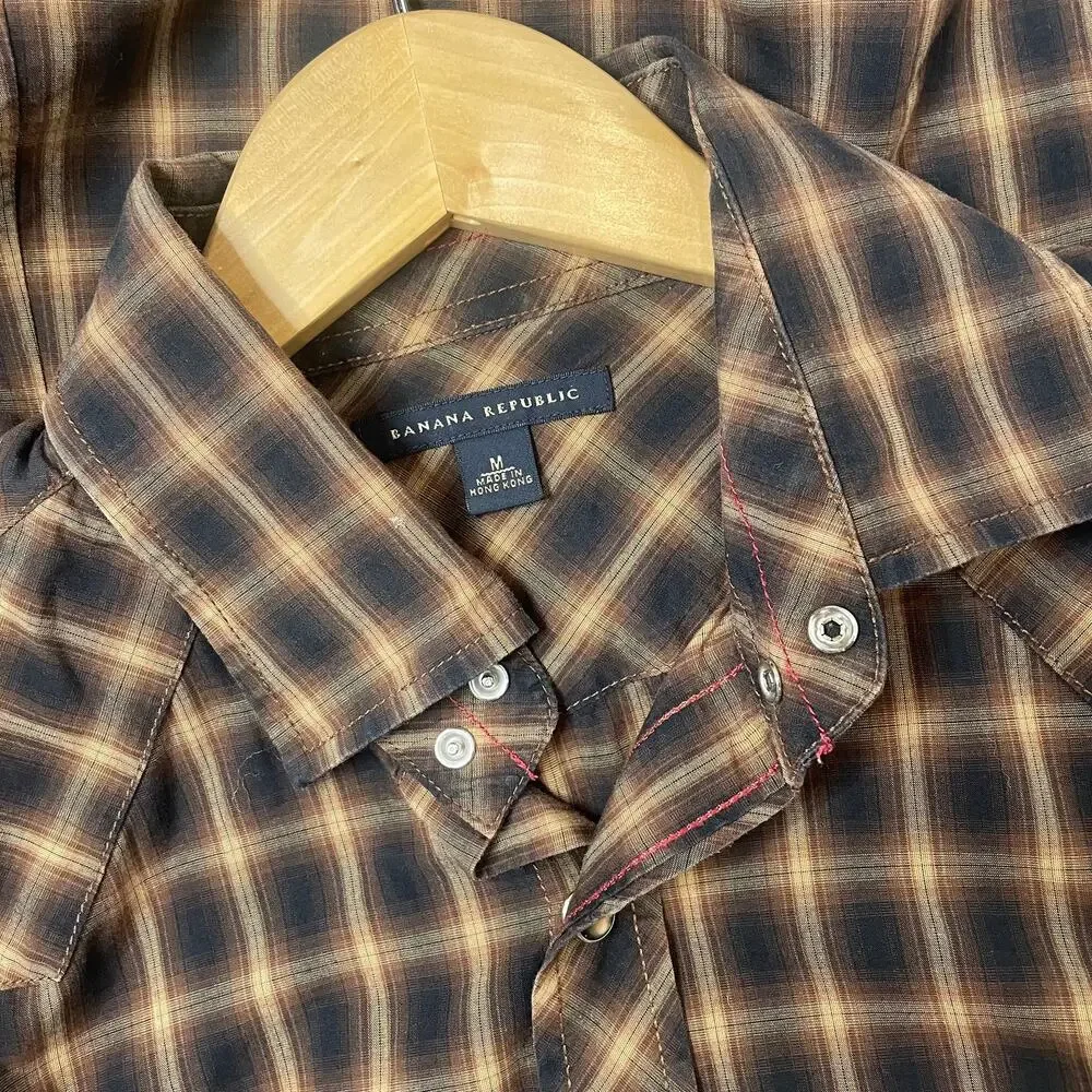 Banana Republic stay stylish