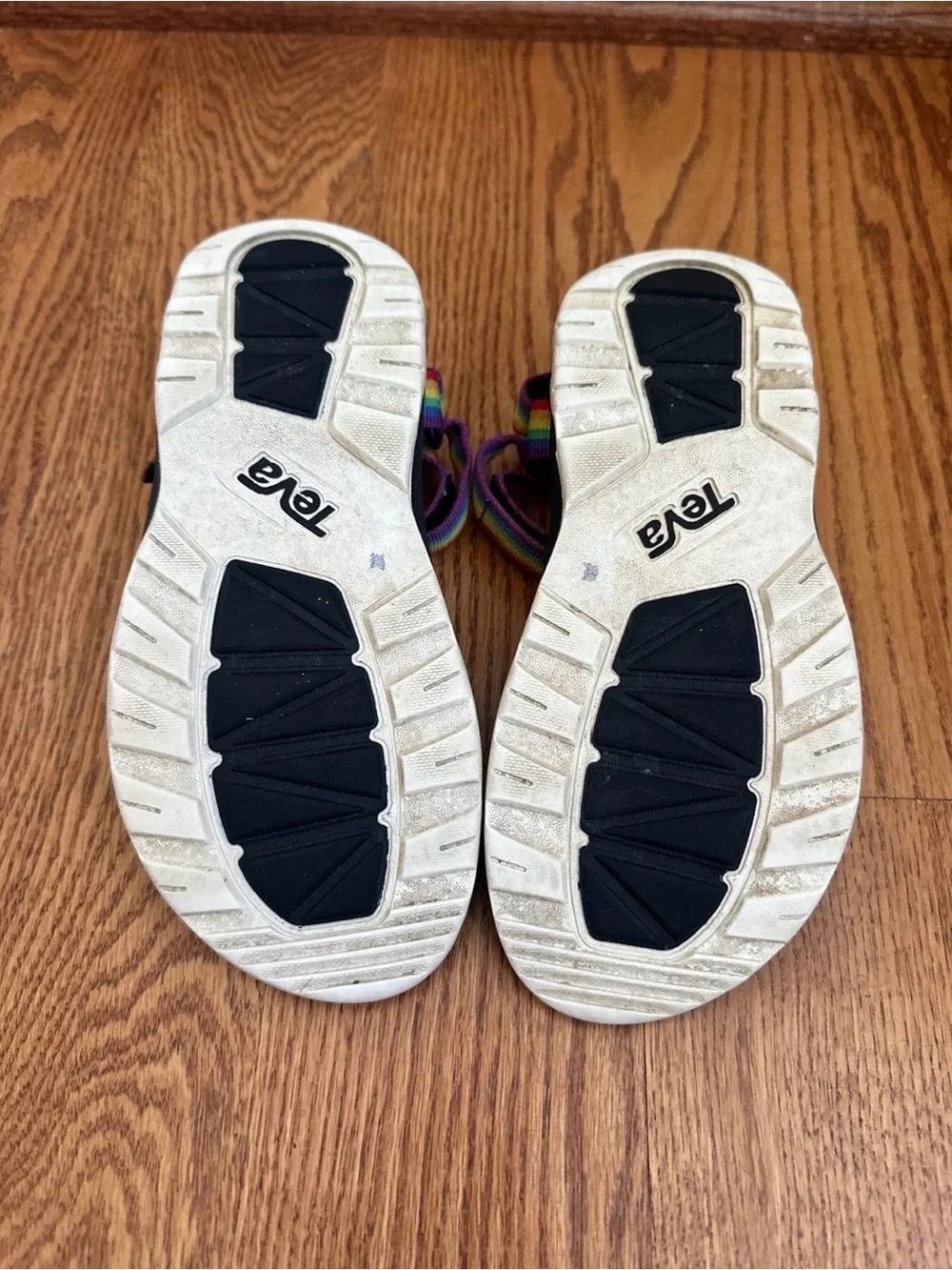 Teva kids hurricane