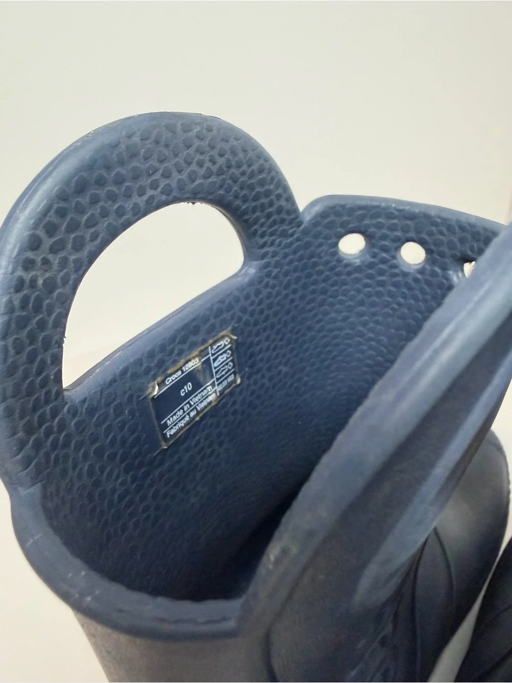 CROCS easy pull