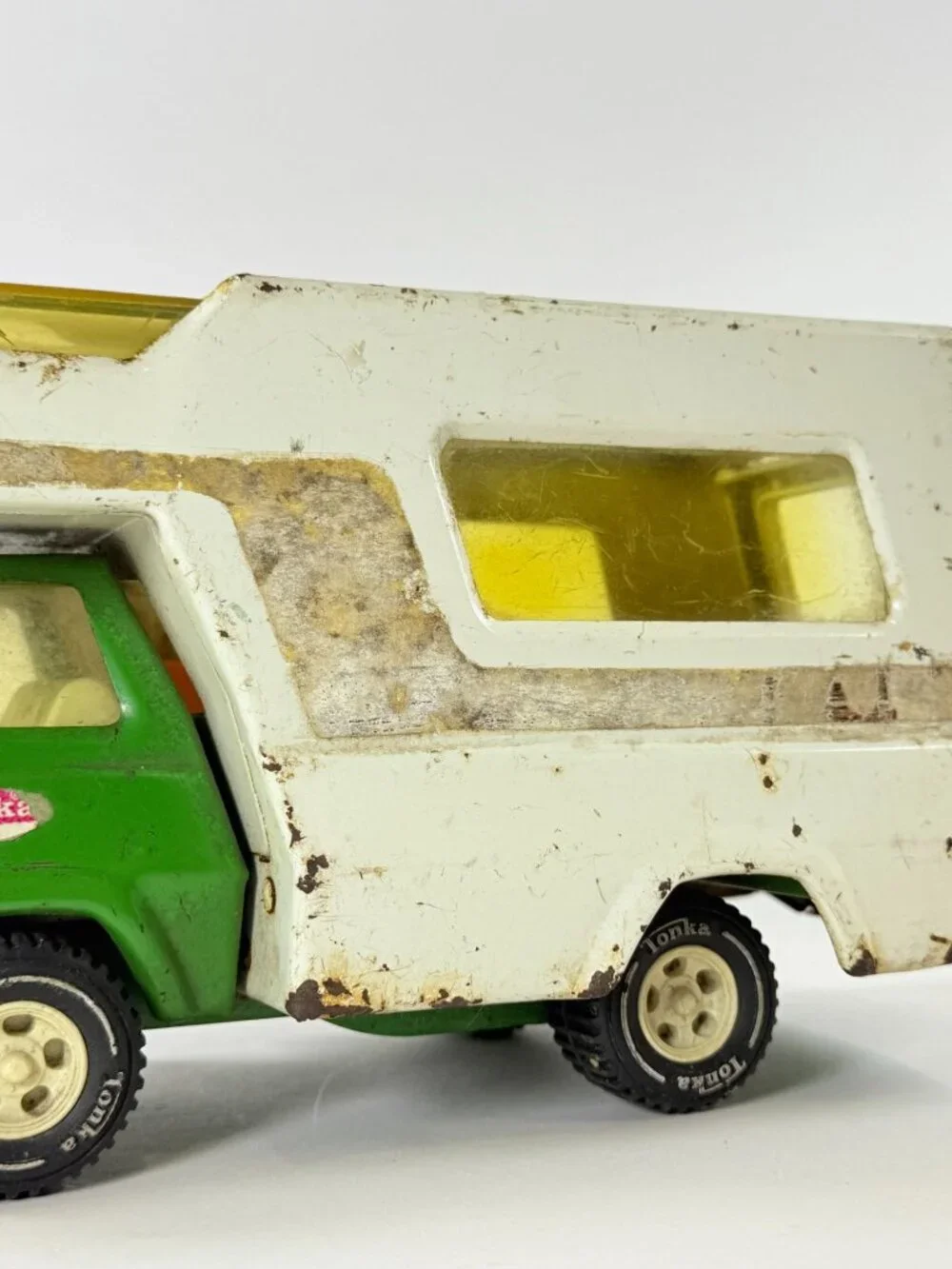 Tonka camper toy