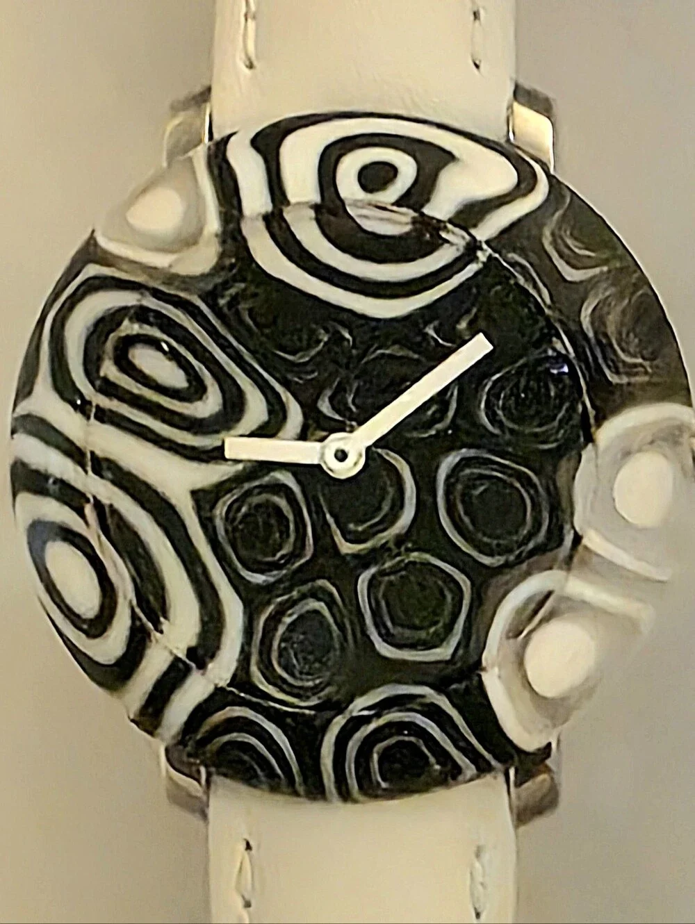 Yunik each strap ensuring