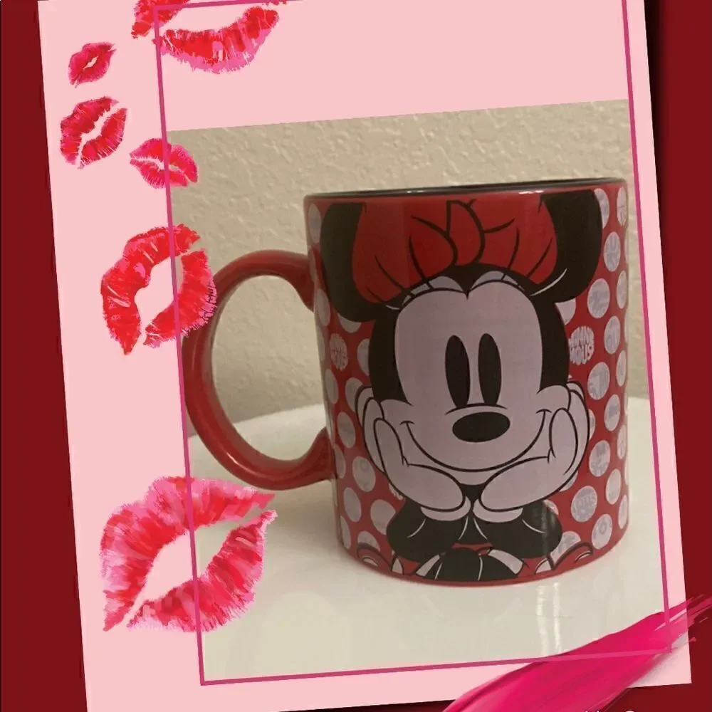 ☕️New Disney Minnie Mouse 20 oz Ceramic Coffee Mug Tea Cup Red/Black Collectible