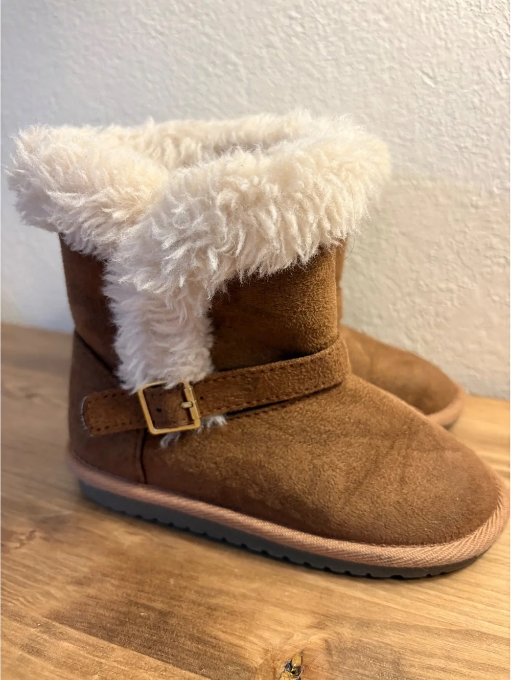 Children’s Place Brown Faux Fur Lined Winter Boots Size 9 Toddler