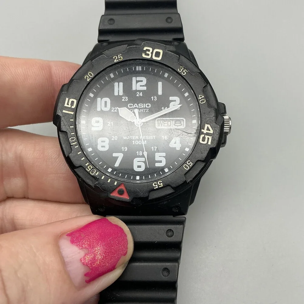 Casio see photos