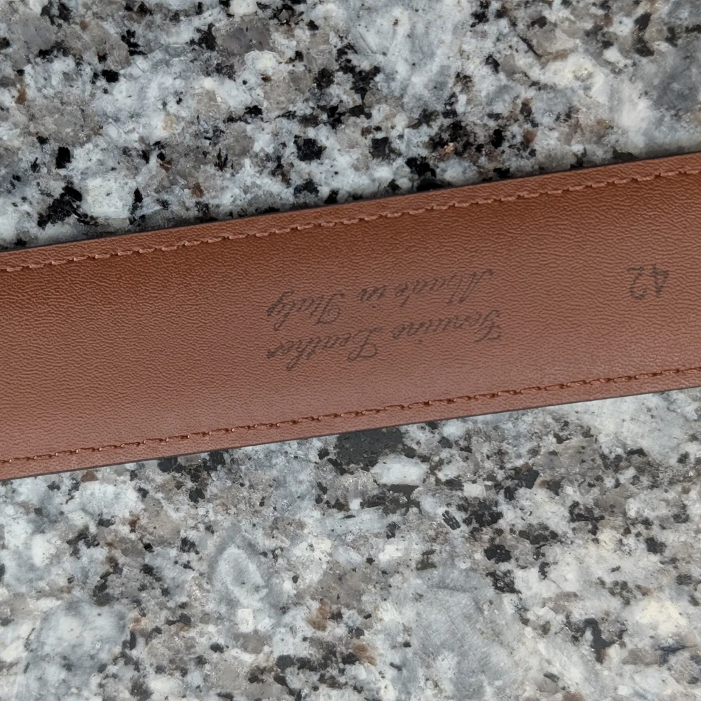 Brooks Brothers reposhing this
