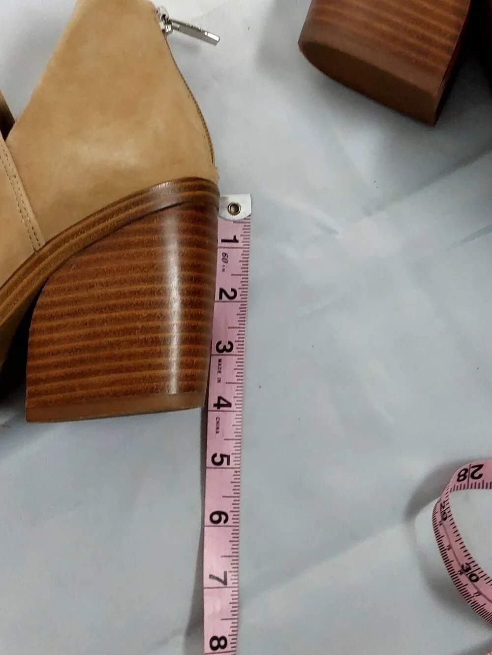 Vince Camuto vince camuto