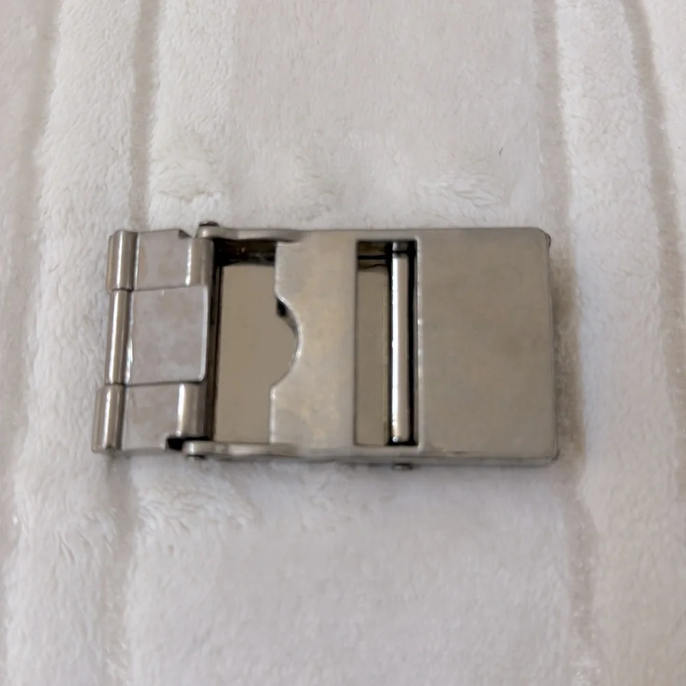 Gucci belt buckle