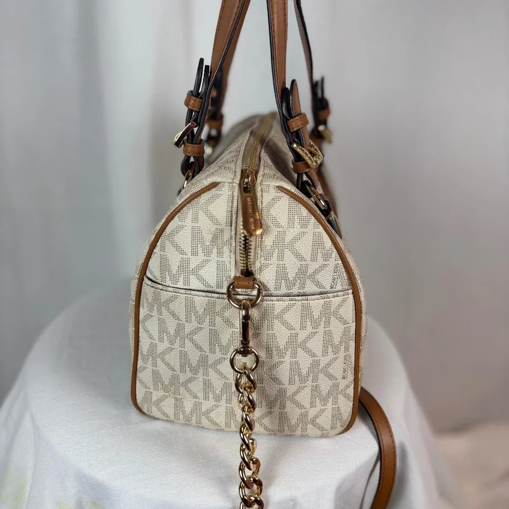 Michael Kors carry your