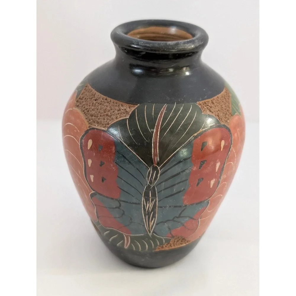 Unbranded vase butterfly folk