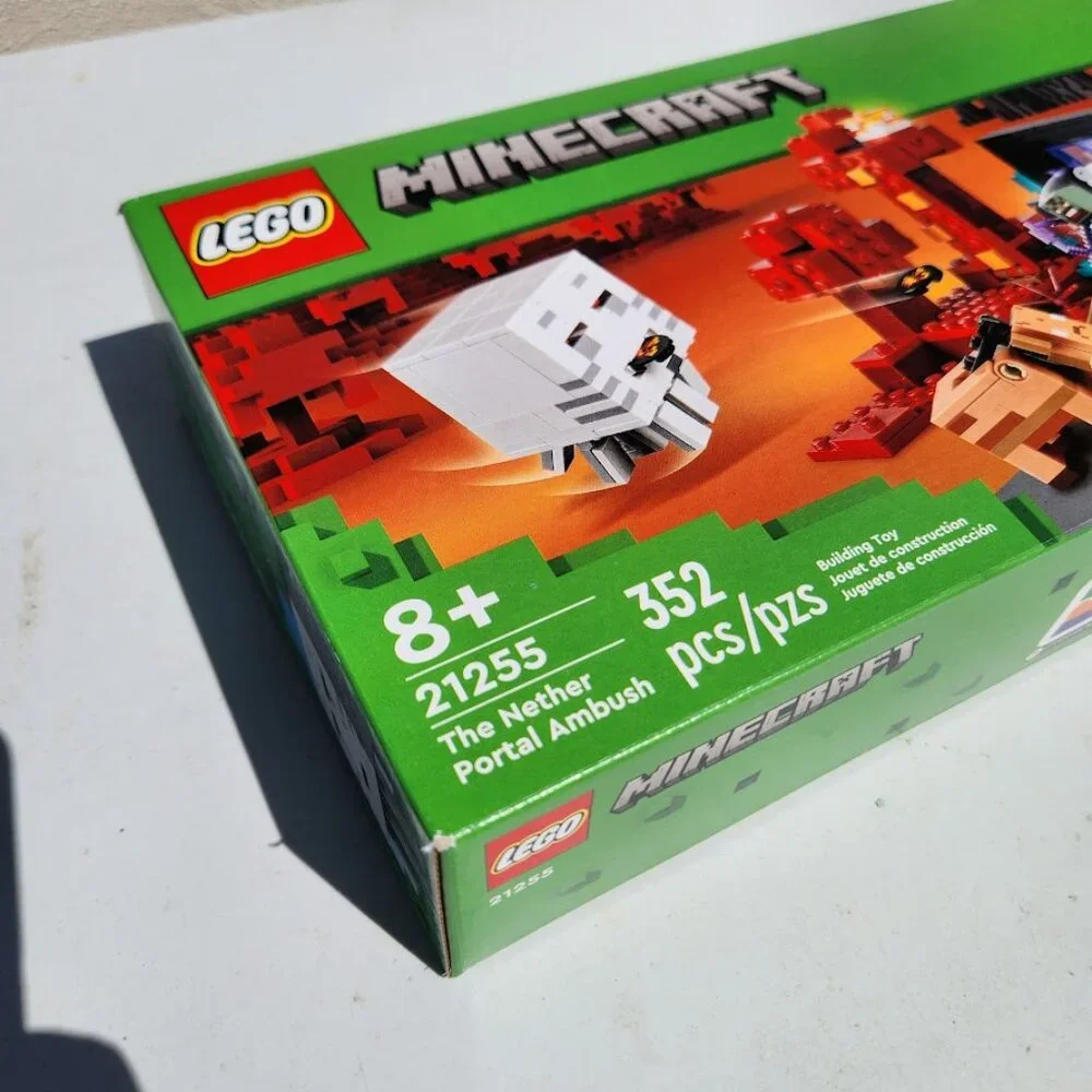 Lego new minecraft