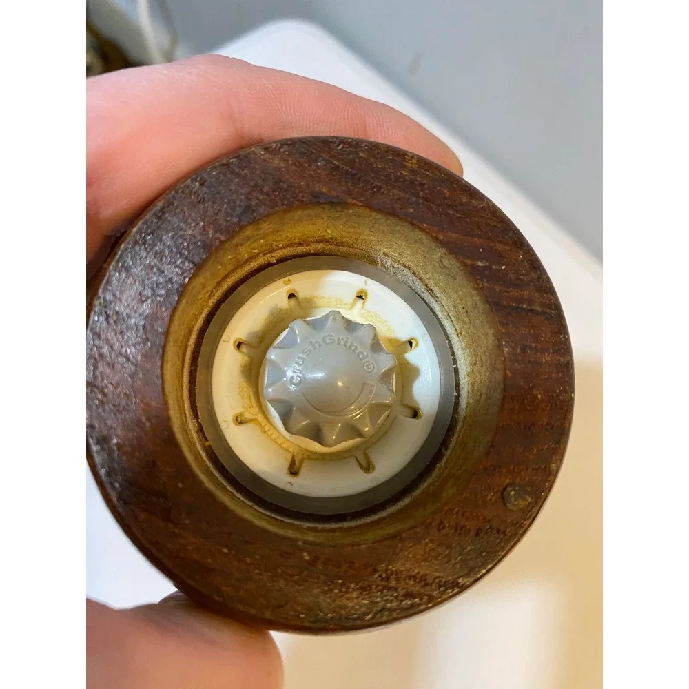 N/A handcrafted aesthetic