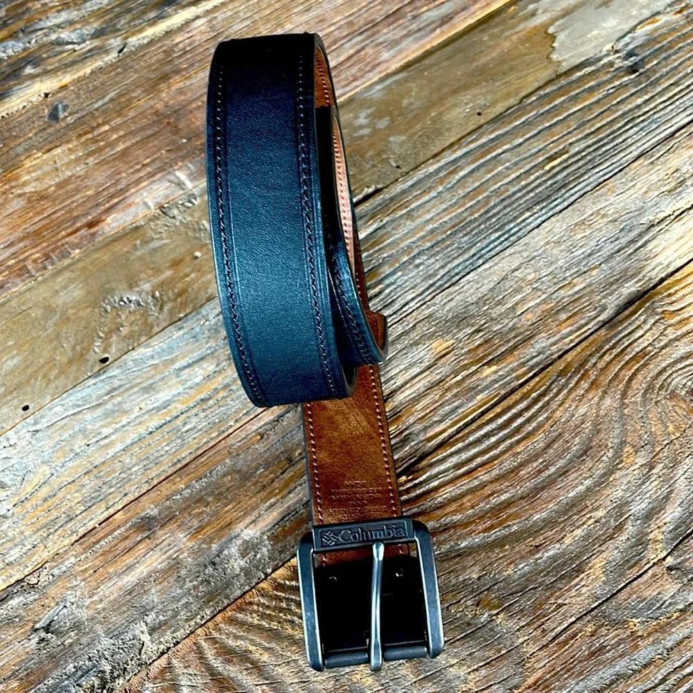 Columbia reversible stiched black‎ & brown leather belt EUC size 30-32