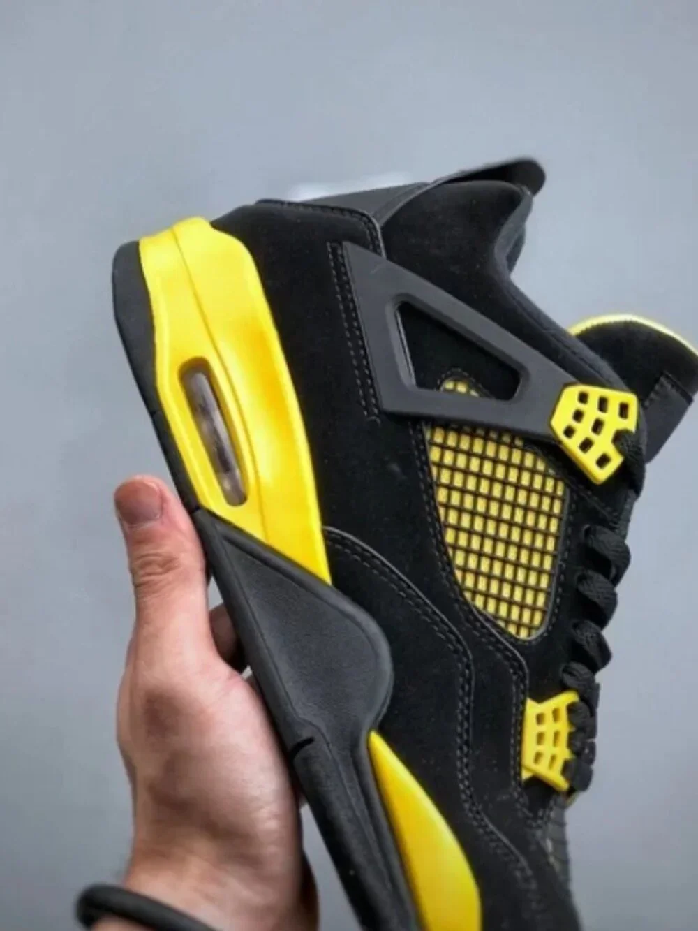 Jordan or box 32
