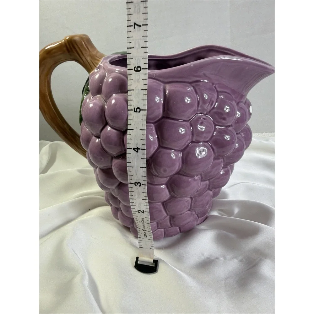 The Unbranded Brand purple grape