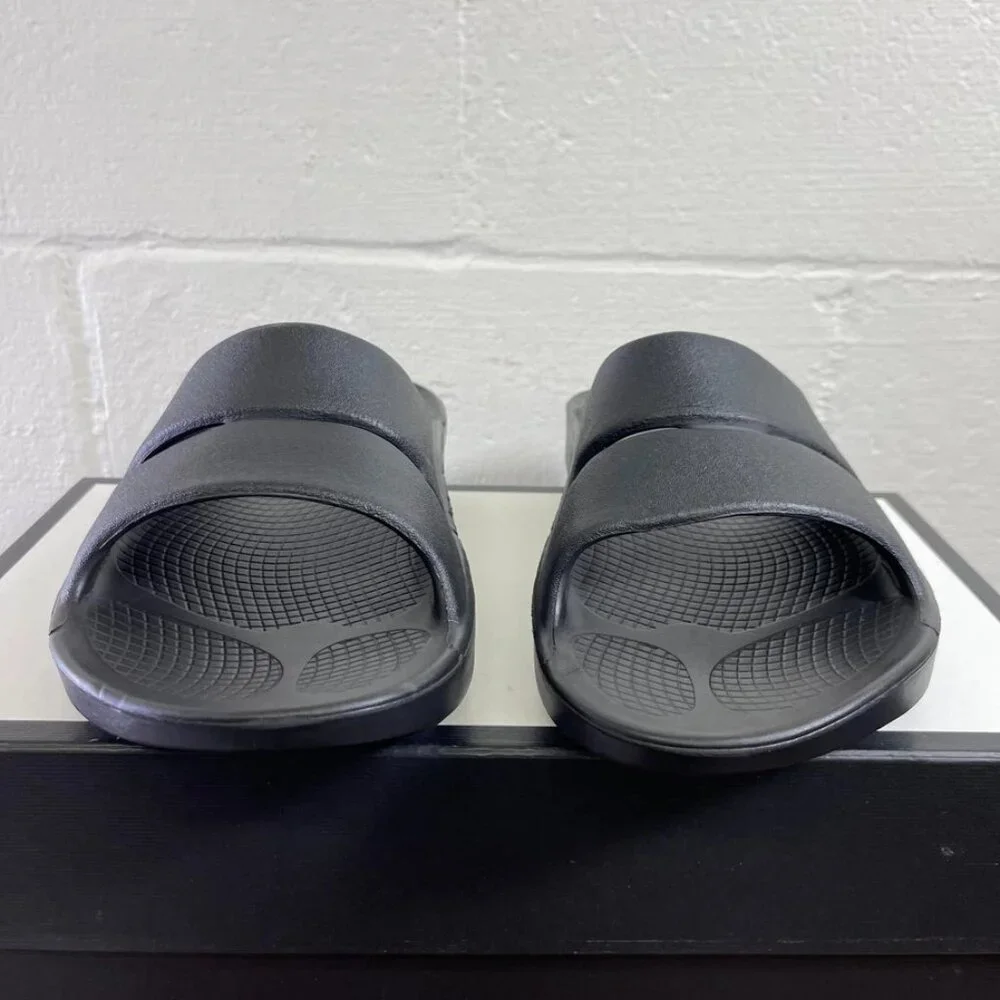 OOFOS OOahh Recovery Sandals Slide Black Open Toe Slip On Men's 9‎ Women's 11