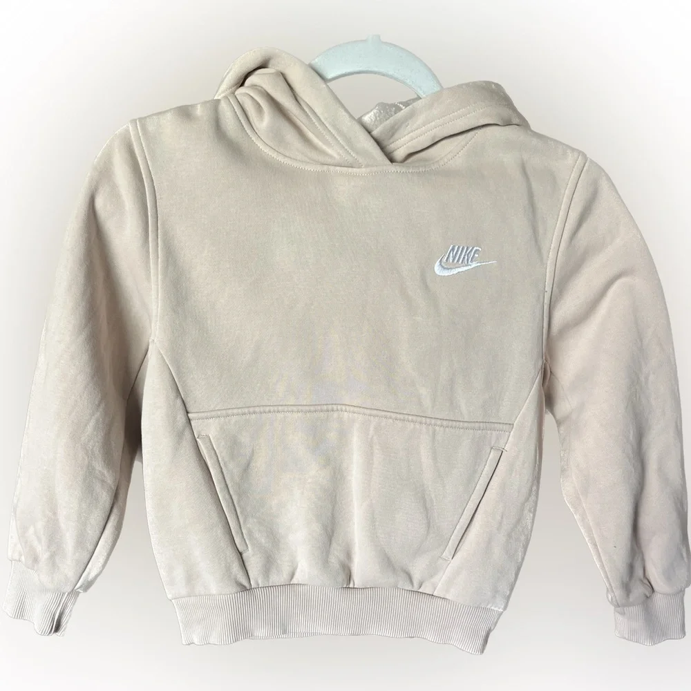 Nike Club Fleece Toddler/Kids Hoodie Sweatshirt Tan Embroidered Nike Size XS
