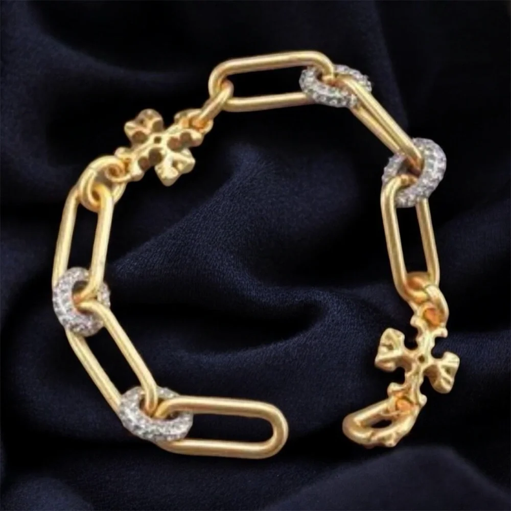 NWOT Auth. Tory Burch Roxanne Pave Bracelet in rolled Tory Antique Gold