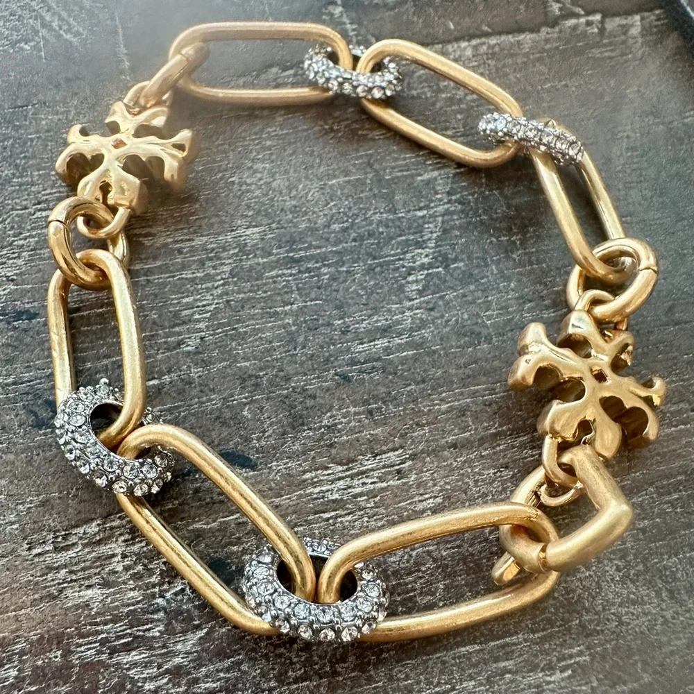 NWOT Auth. Tory Burch Roxanne Pave Bracelet in rolled Tory Antique Gold