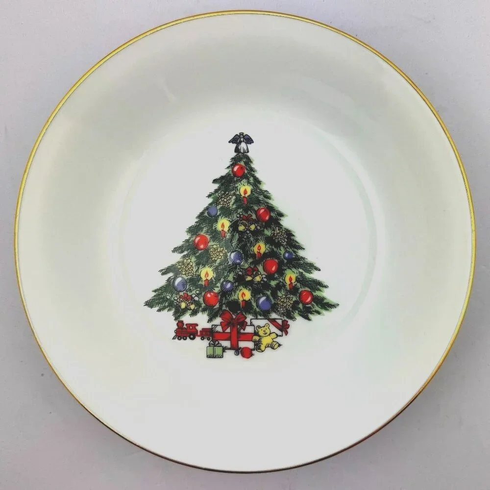 Vtg. Jamestown China Christmas Treasure Coupe Bowl Gold Trim 7.5