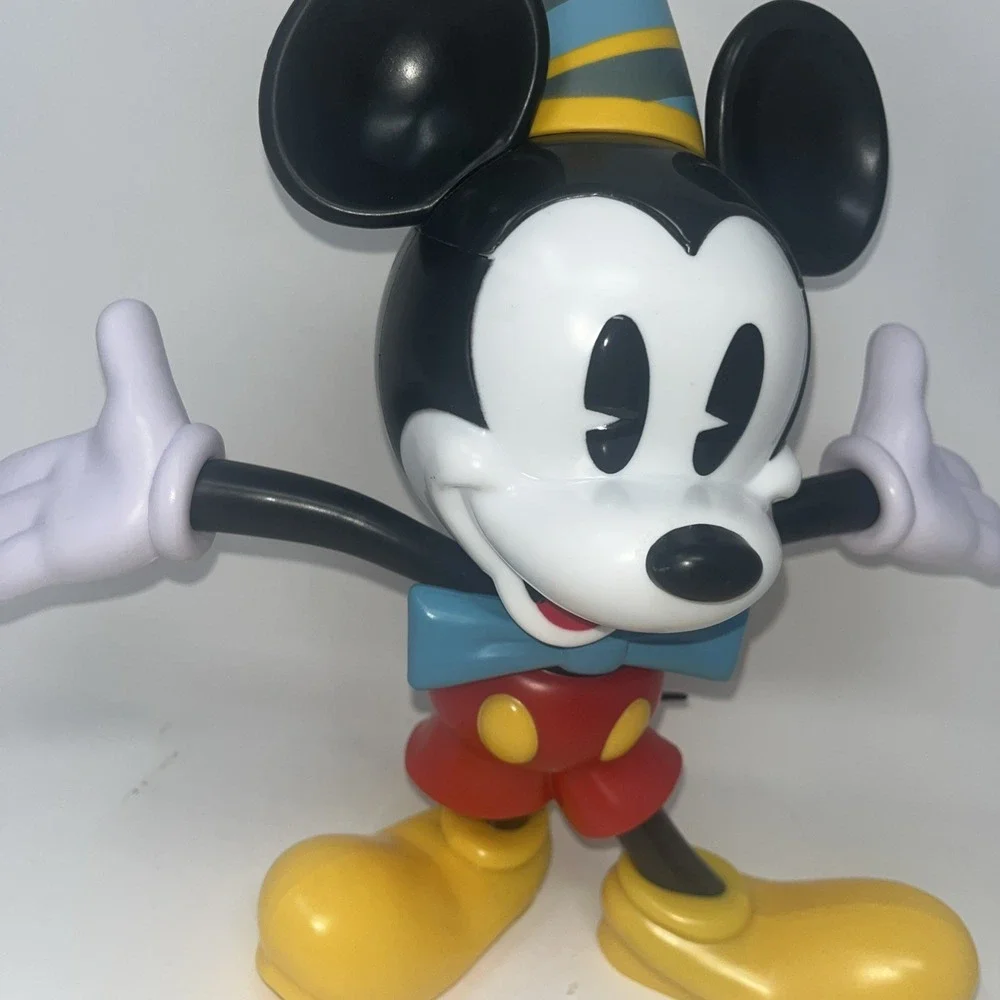 Disney great used