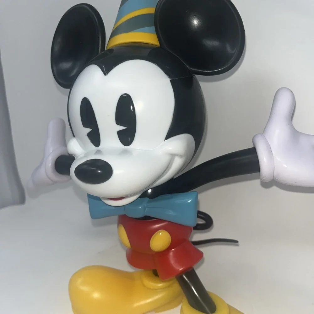 Disney great used