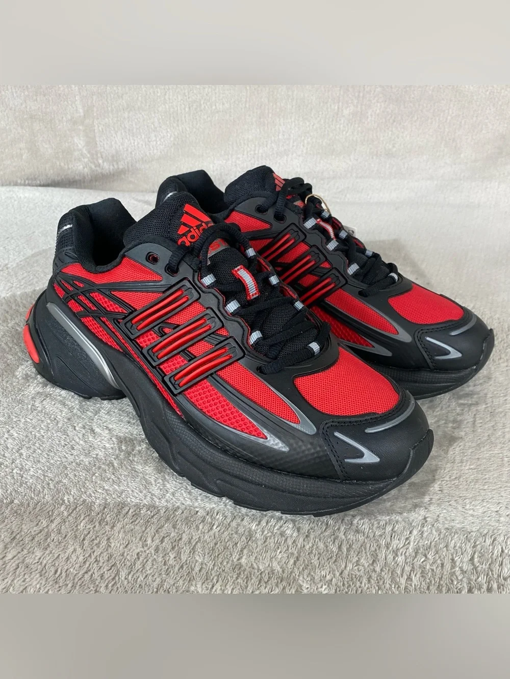 adidas Adistar XLG 2.0 Red Black Mens Size 9.5 Athletic Running Shoes KJ5731 NEW