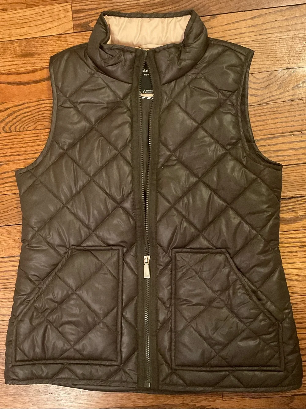 kate spade olive green quilted jacket with baige lining
