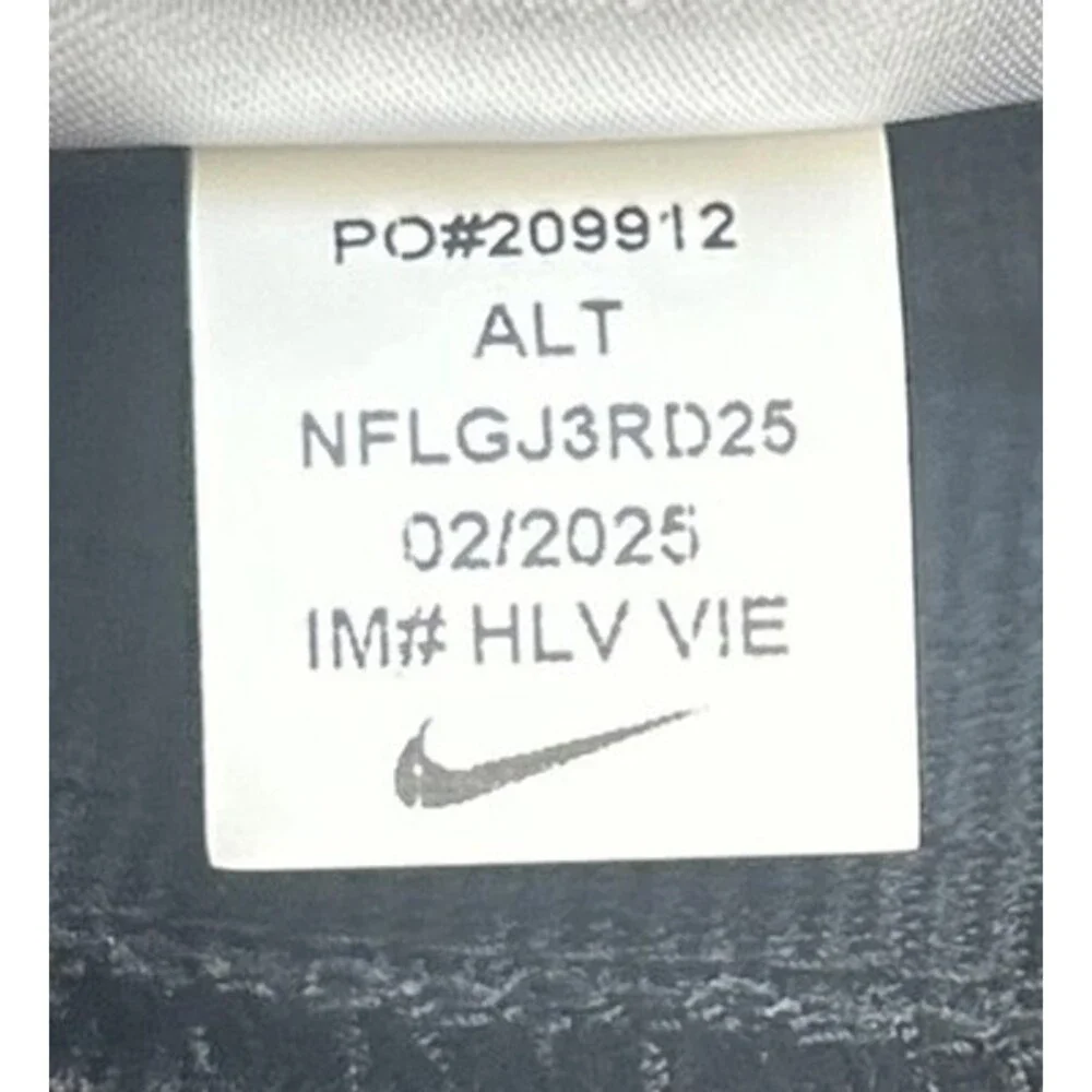 Nike new tags