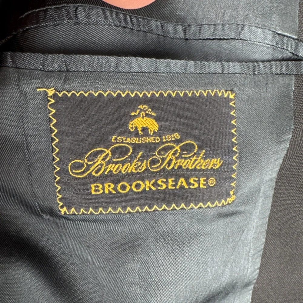VTG Brooks Brothers Brooksease Mens Black Blazer Gold Buttons 44L Wool Classic