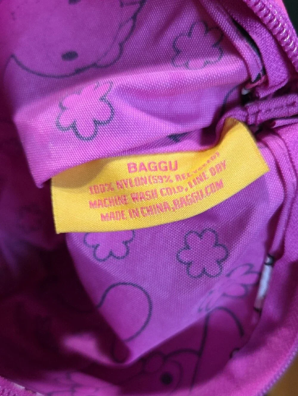 BAGGU go pouches