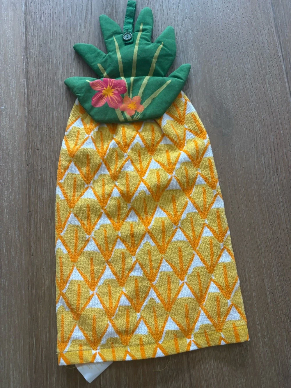 N/A bright pineapple
