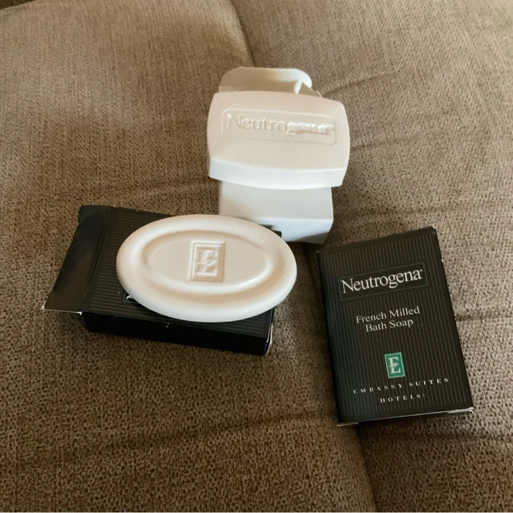 Neutrogena 🌸3 $18🌸