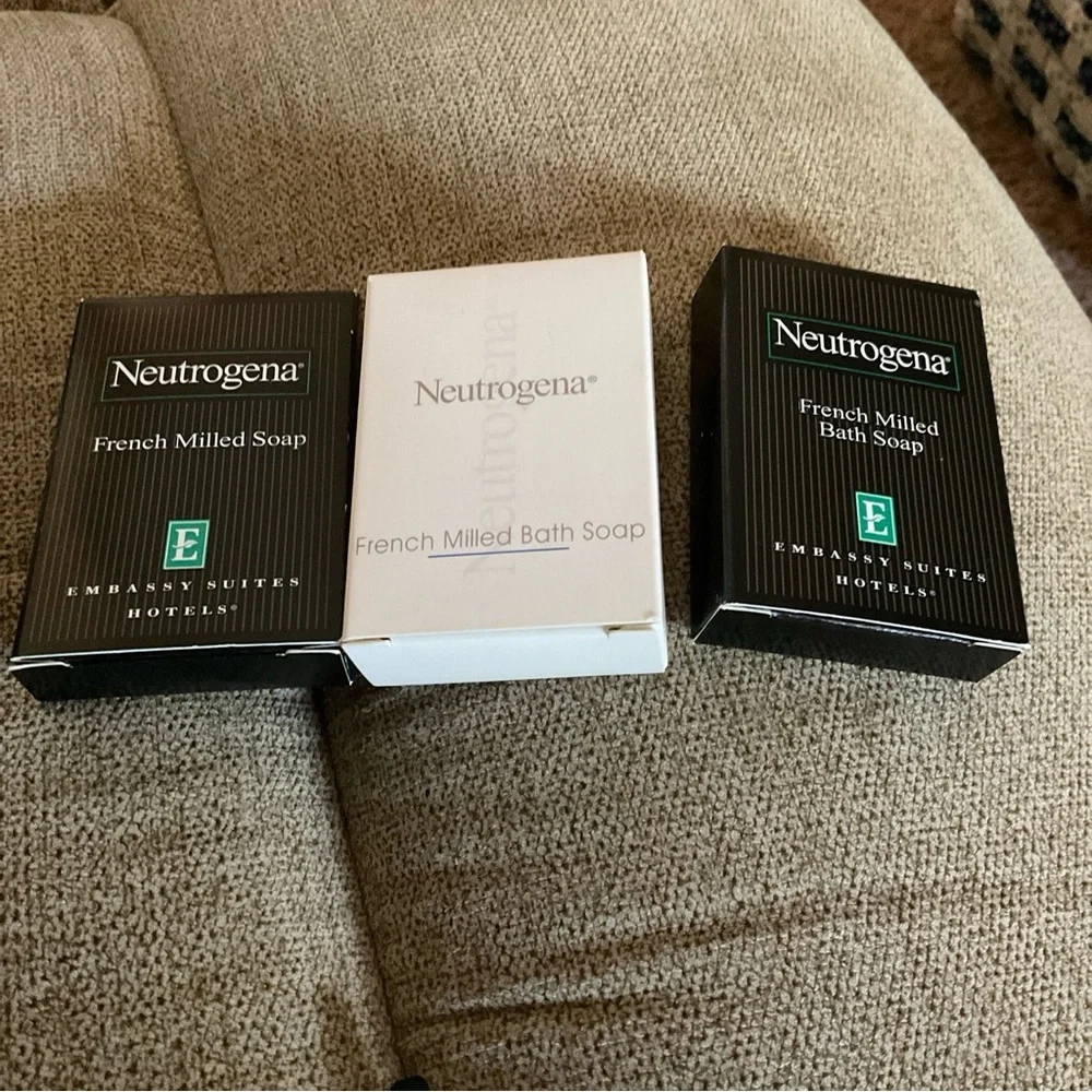 Neutrogena 🌸3 $18🌸