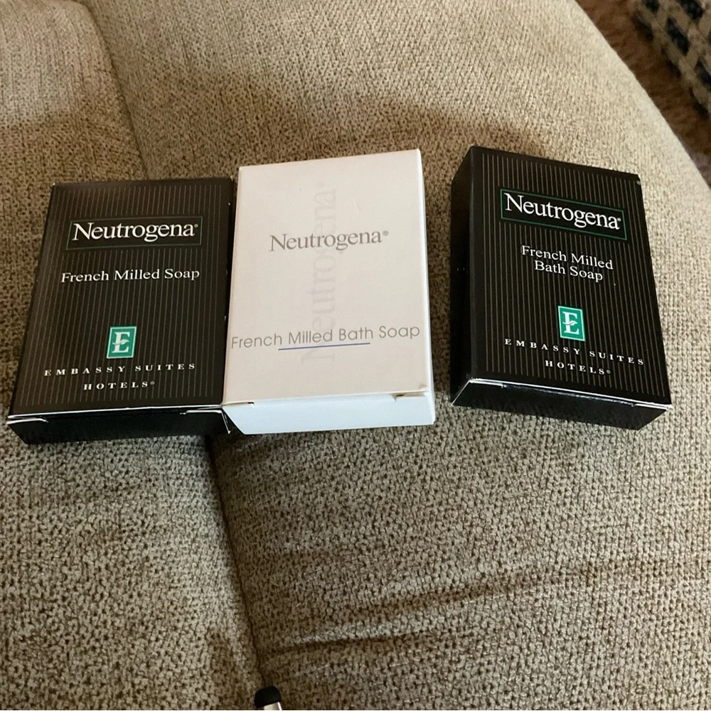 Neutrogena 🌸3 $18🌸