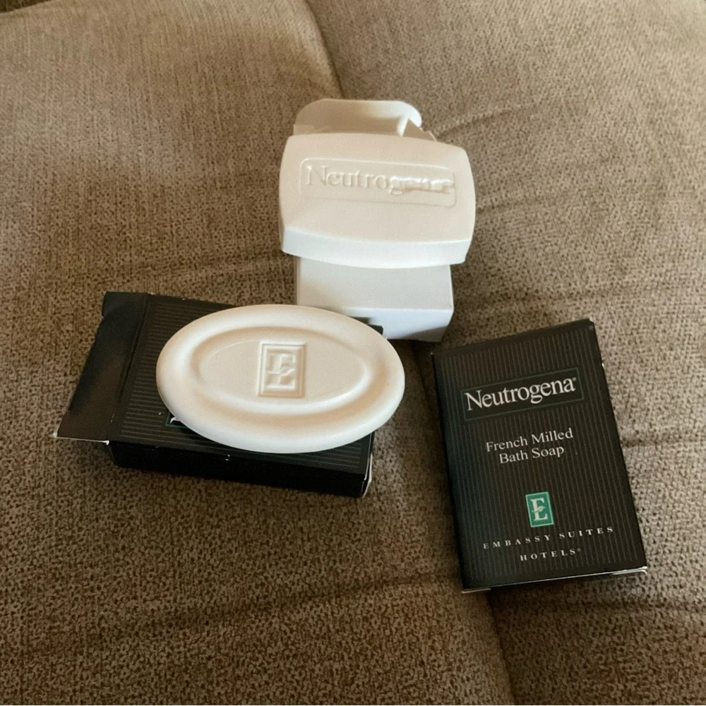Neutrogena 🌸3 $18🌸