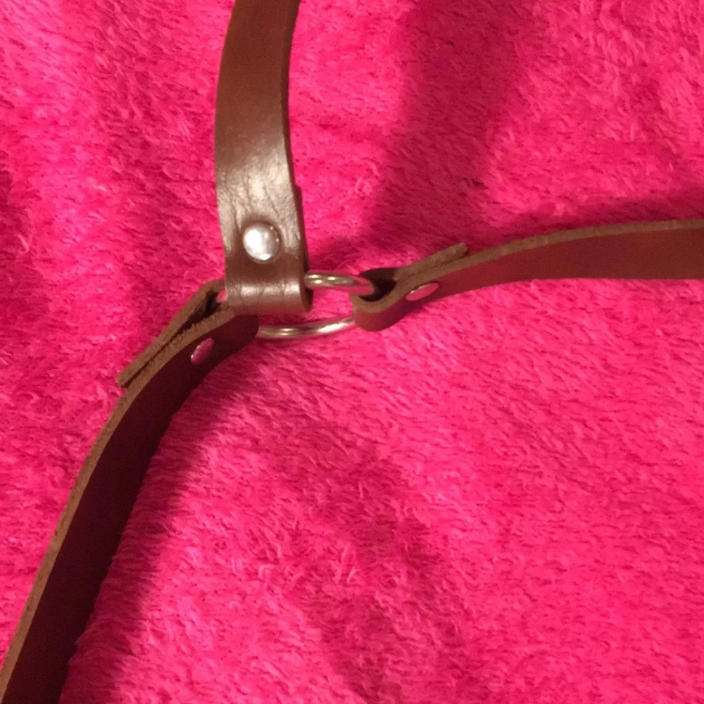 N/A brown leather