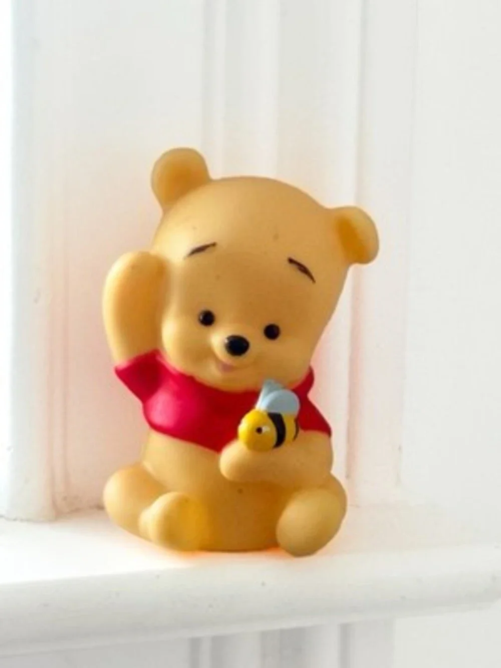 Baby Winnie The Pooh Bear Bee Little People 2001 Disney Mattel